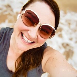 Meet your Posher, Marianne